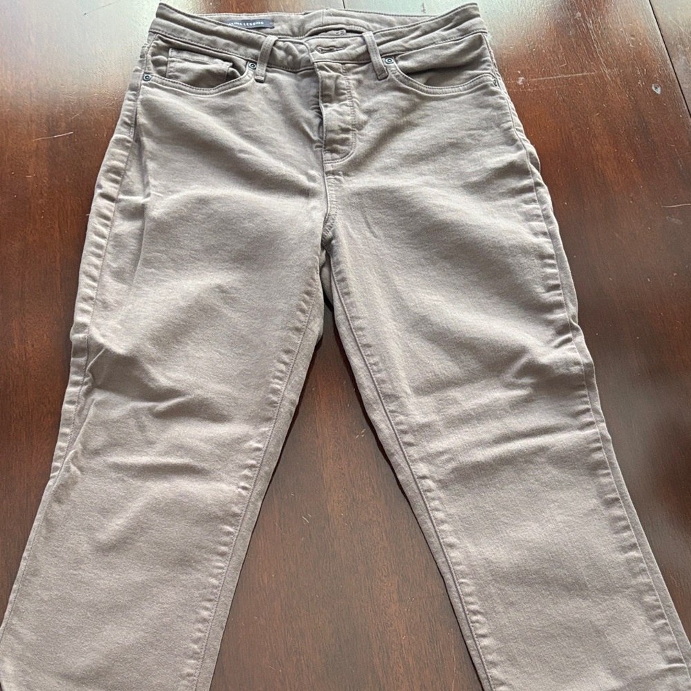 NYDJ Women's Straight Leg Jeans in Gray